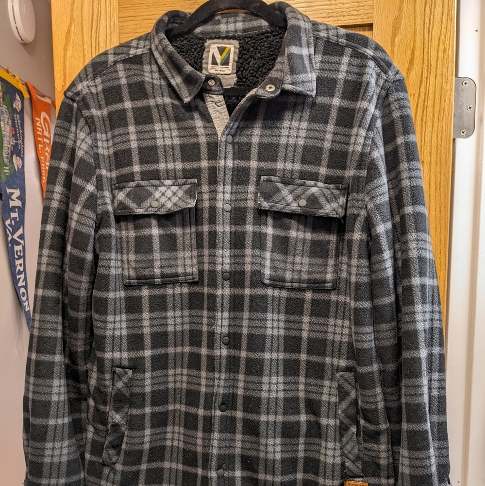 Voyager men's Polar Fleece Sherpa Lined Shirt Jacket Plaid Sz Large Drk Charcoal